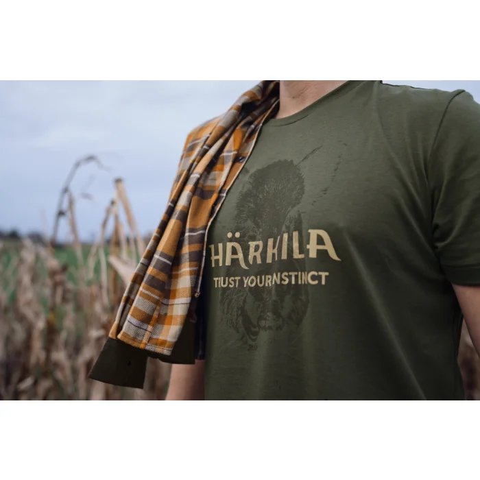 Koszulka HARKILA - Wildboar Logo S/S - Forest Night (112800076)