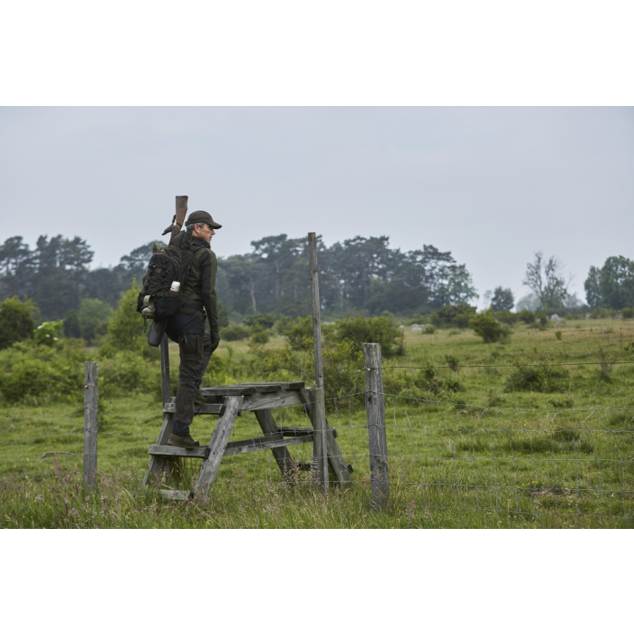 Harkila METSO plecak - krzesło z wodoodpornej wełny melton - 25L (380104338)