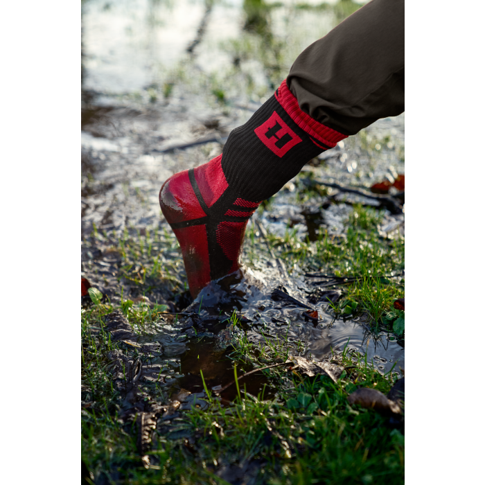 SKARPETY WODOODPOENE HARKILA - WATERPROOF SOCK RED/BLACK (1027900530014)