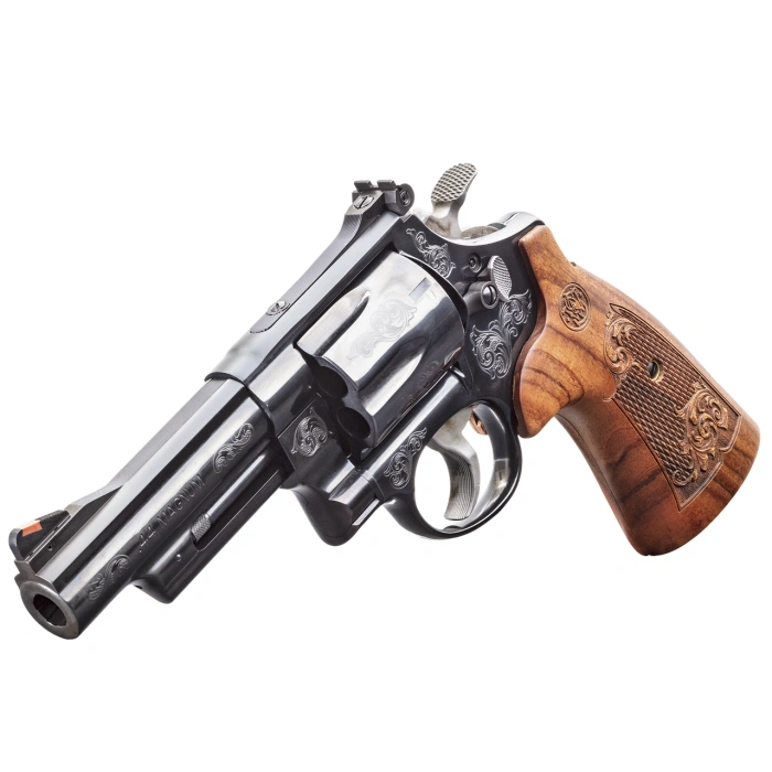 Rewolwer Smith & Wesson Model 29 – grawerowany, 4