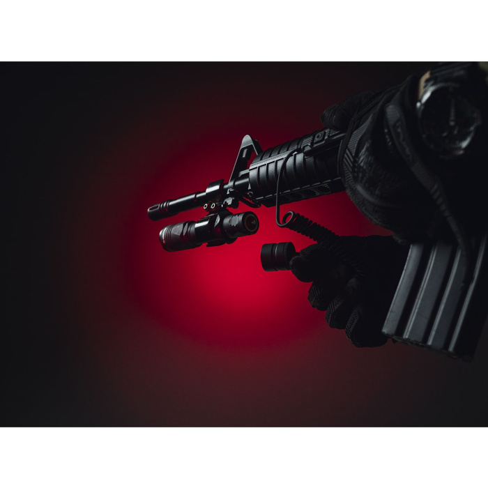 Latarka ARMYTEK DOBERMANN PRO MAGNET USB warm white F07501W