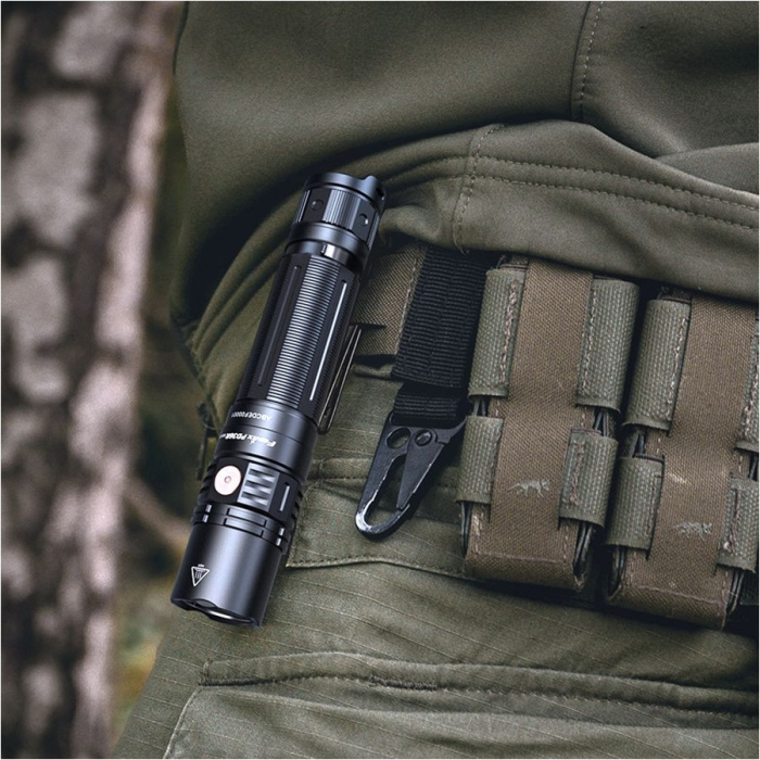 Latarka taktyczna LED Fenix PD36R V2.0