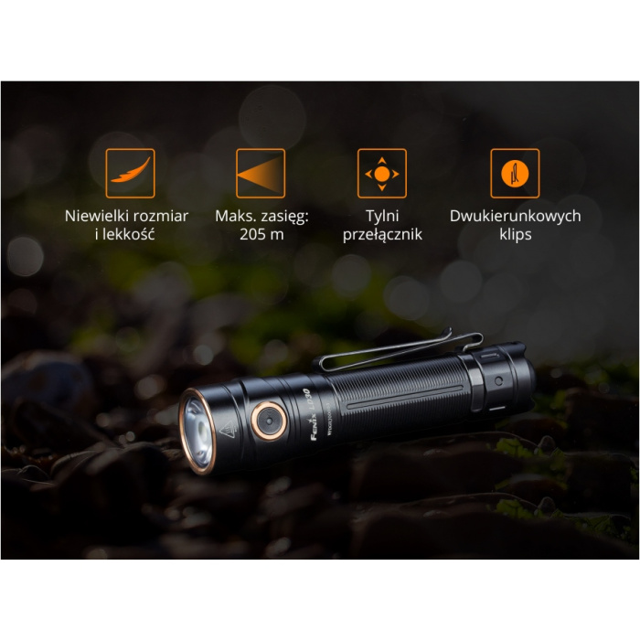 Latarka diodowa Fenix LD30 Z AKUMULATOREM