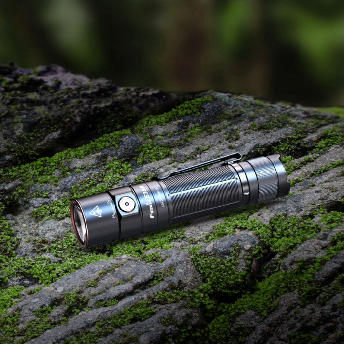 Latarka LED Fenix E35R